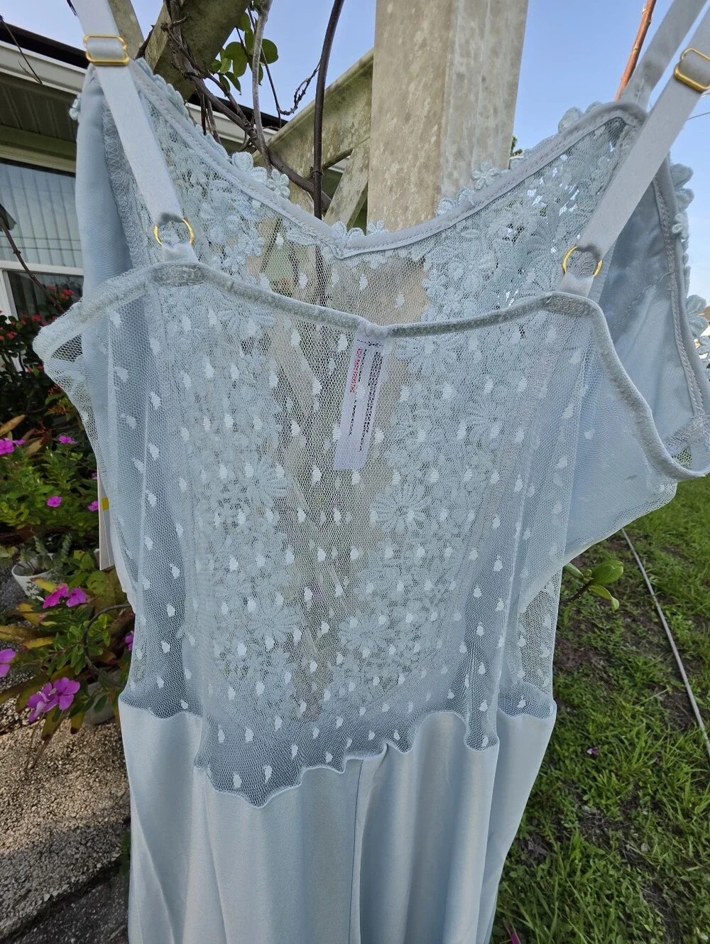 NEW Flora Nikrooz Showstopper Long Chemise Ice Flow Medium
